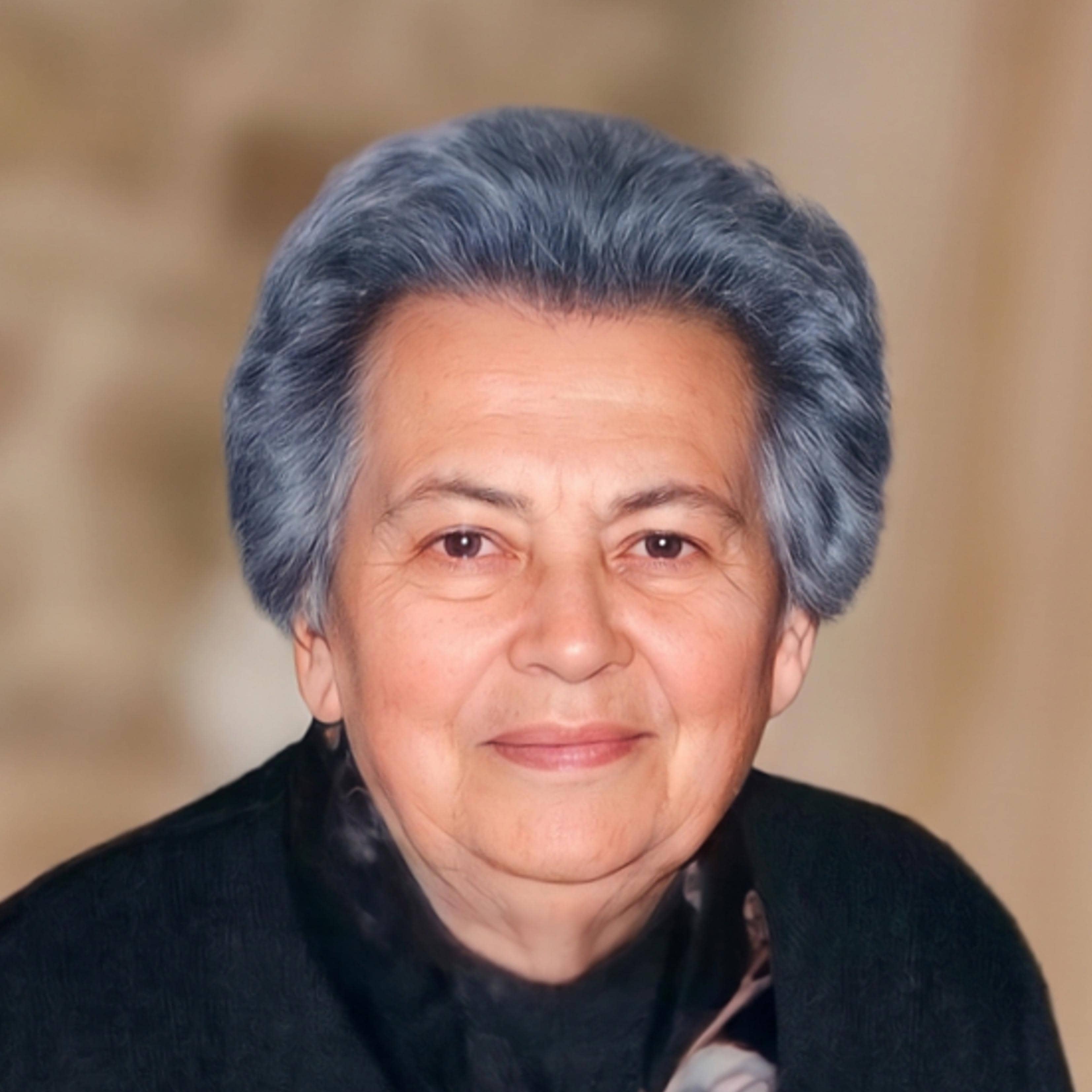Divina Putano Bisti